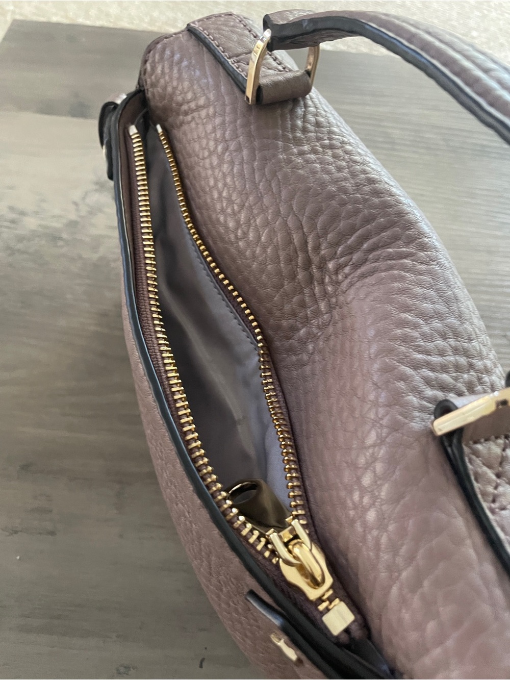 Rebecca Minkoff Darren Taupe Pebbled Leather Bag - Picture 4 of 17